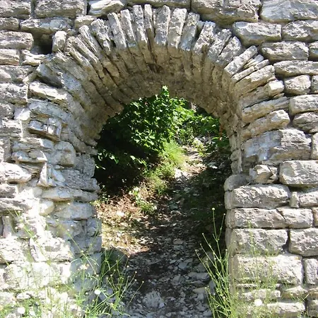 Domaine De Gayfie Sarl * Salvagnac-Cajarc