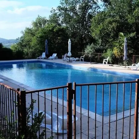 Casa de Férias Domaine De Gayfie Sarl Salvagnac-Cajarc