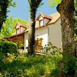 Hébergement de vacances Domaine De Gayfié *