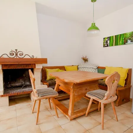 Domaine De Gayfié Casa vacanze